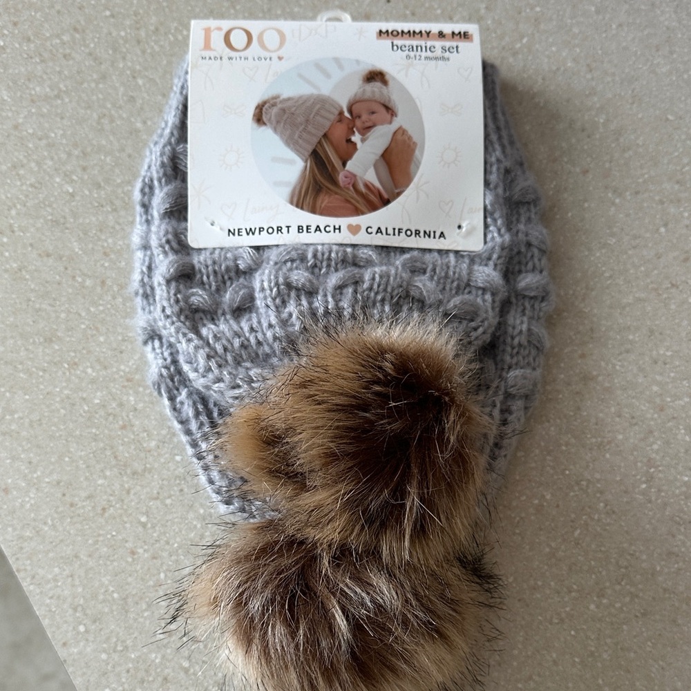 Gray Knit Beanie with Faux Fur Pom Pom